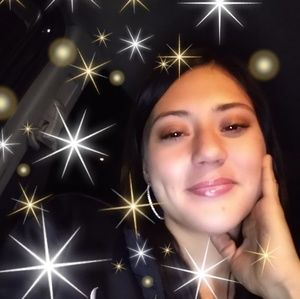 Meet your Posher, Cece